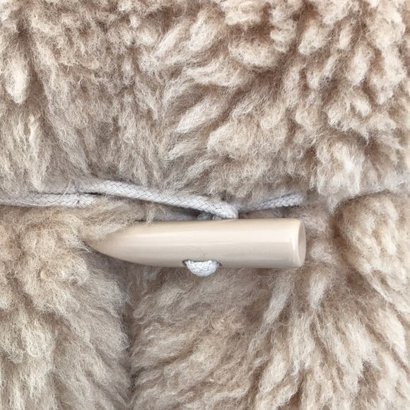 LC Lauren Conrad Women large Tan fur Jacket - Picture 4 of 6